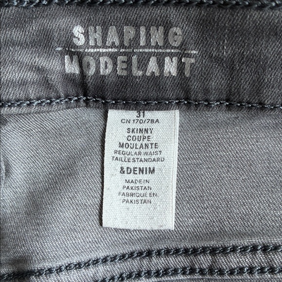 H&M Gray Skinny Shaping Jeans - Picture 2 of 6